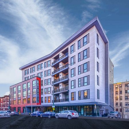 Global Luxury Suites At Longwood Brookline Extérieur photo