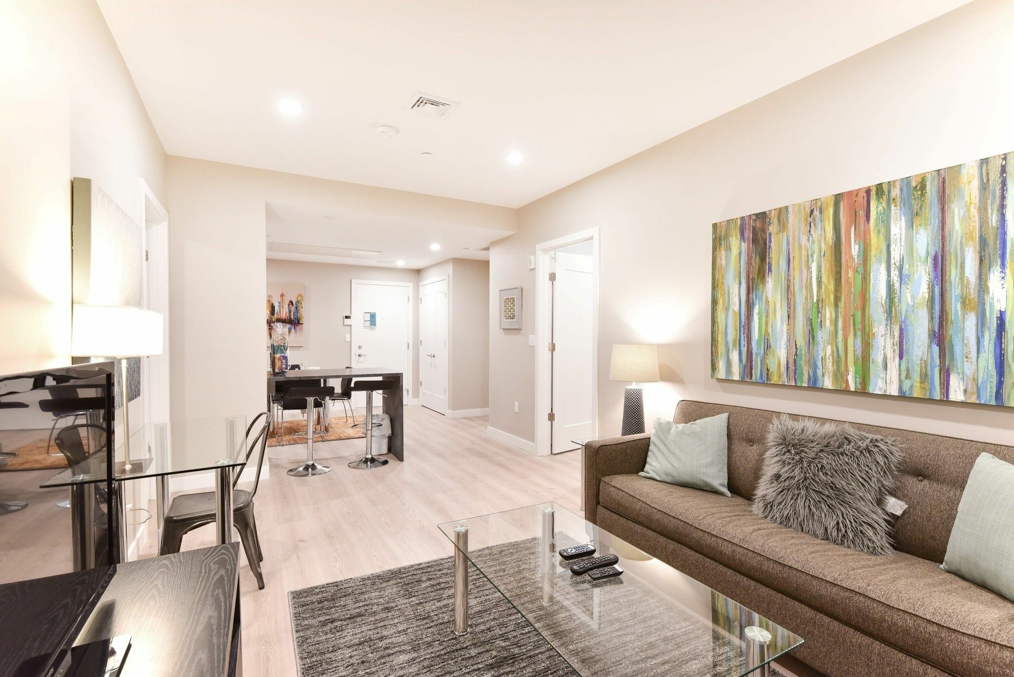 Global Luxury Suites At Longwood Brookline Extérieur photo