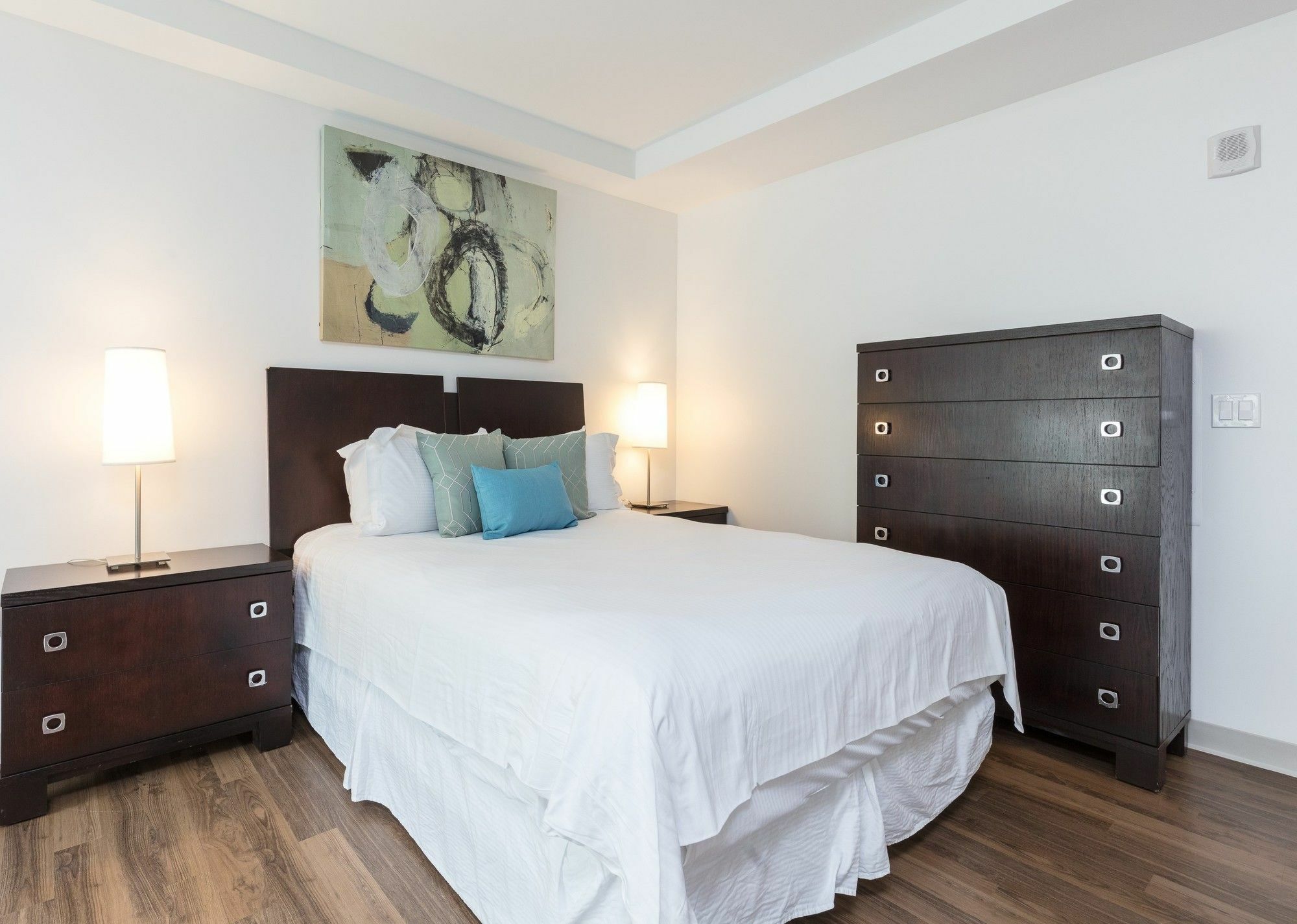 Global Luxury Suites At Longwood Brookline Extérieur photo